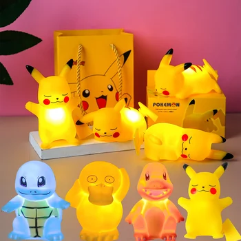 Pikachu Noč Svetlobe TAKARA TOMY Squirtle Anime, Mehko Svetlobo, Spalnica Postelji Pokemon Charmander LED Luči Soba Dekor Otrok Igrača